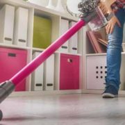 How To Choose The Best Handheld Vacuum Cleaner