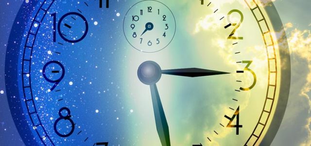 What are Dementia Clocks and How Do They Help?