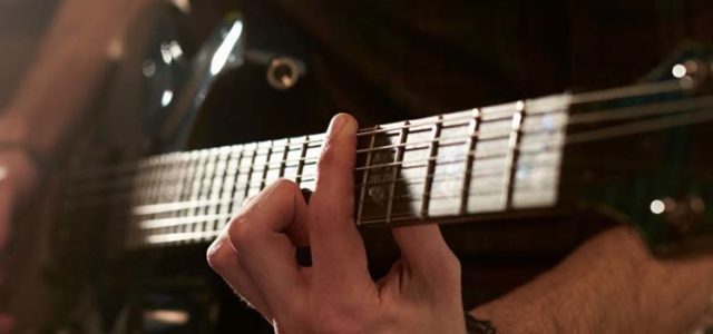 10 Myths About Playing The Guitar